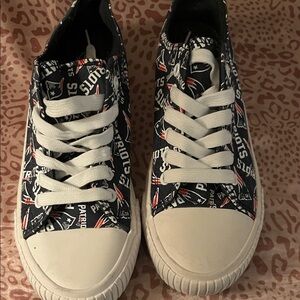 Patriots Woman’s Sneakers- Blue with Patriots logo and wording  Size 8